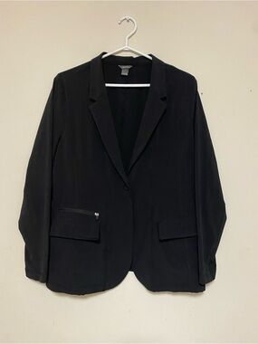 Eddie Bauer Black Single-Button Blazer with Zip Pocket